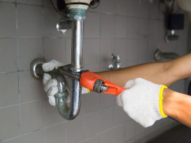 DELAYING PLUMBING REPAIRS CAN END UP COSTING YOU A LOT