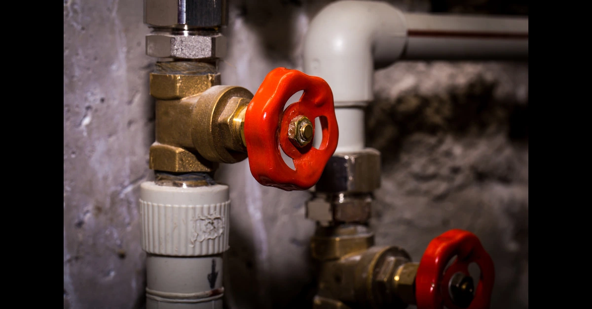 shut off main water supply